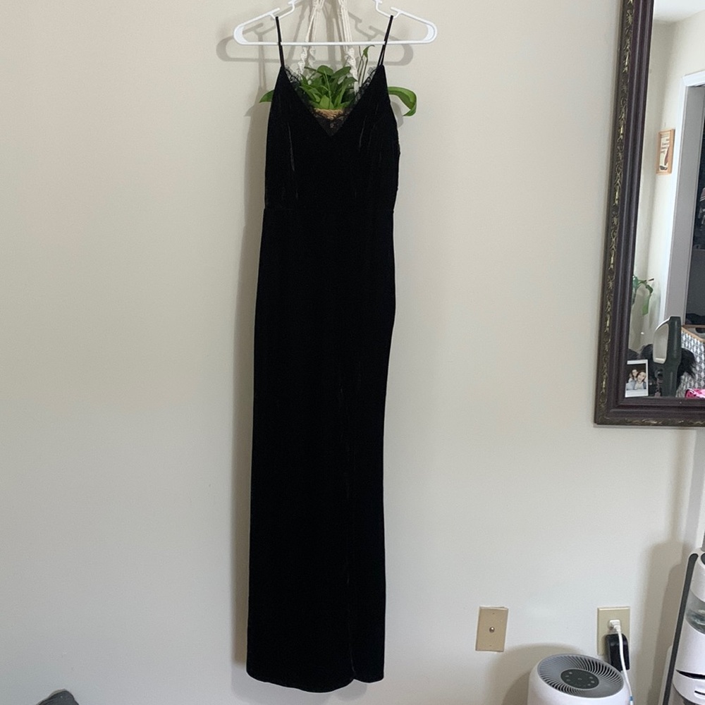 Black Velvet Formal Dress